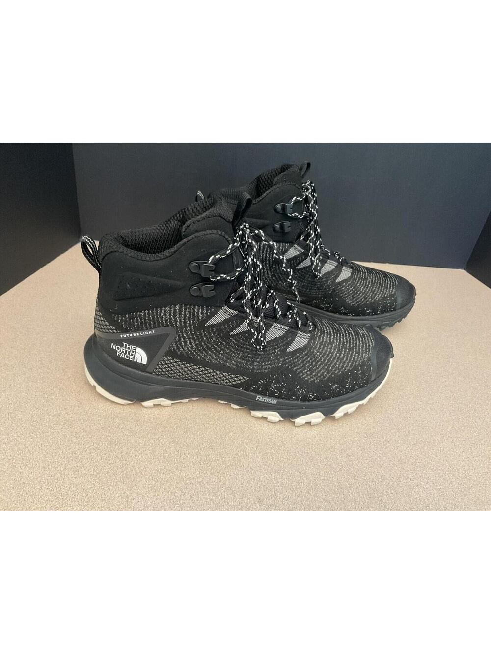 Womens The North Face Ultra Fastpack III Mid Futurelight Hiking Boots. Size 8.
